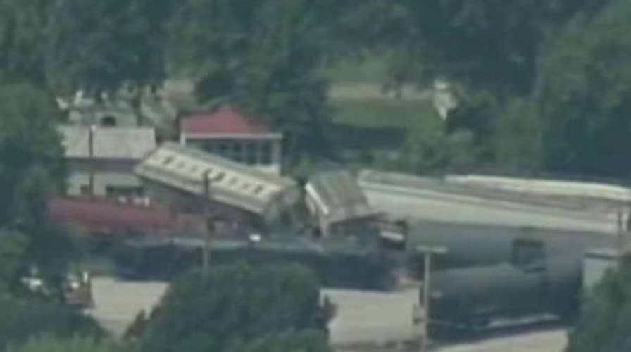 Train derailment in Kentucky prompts shelter in place order