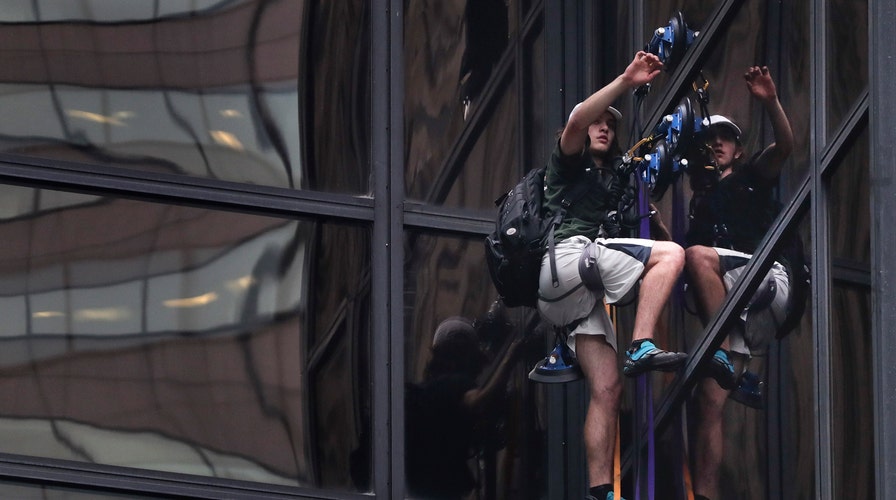 Trump Tower climber claims he wanted to talk to candidate 