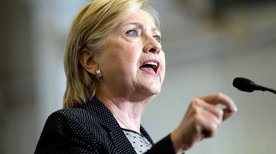 Hillary Clinton hammers Donald Trump's economic proposals