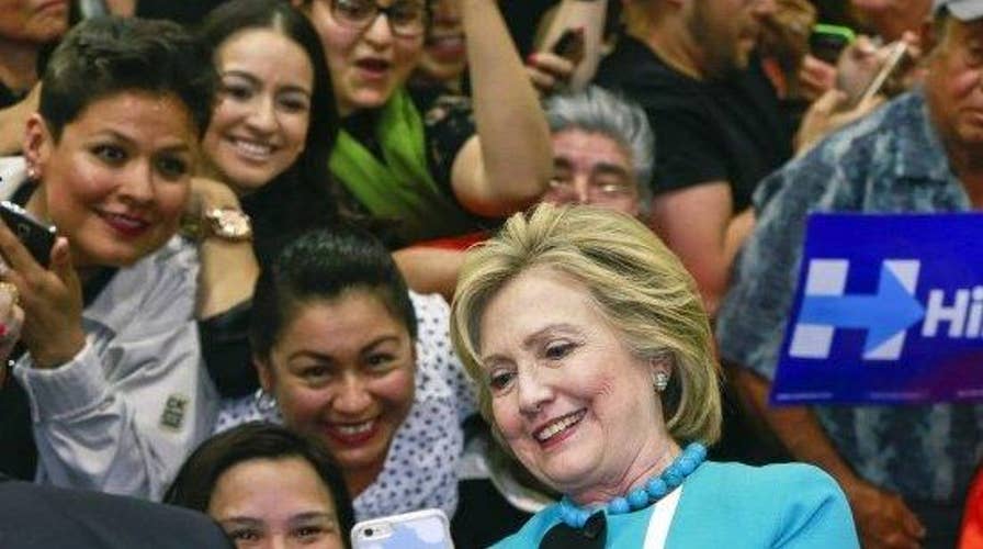 Poll: Clinton maintains massive lead with Latino voters