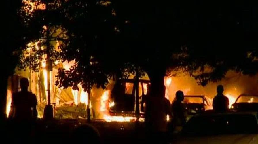 Police shooting sparks violent protests in Milwaukee