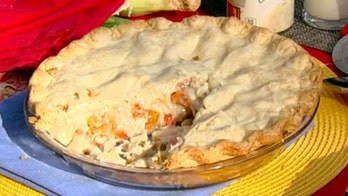 Cooking with ‘Friends’: Shannon Bream’s Easy Chicken Pot Pie & Cobbler