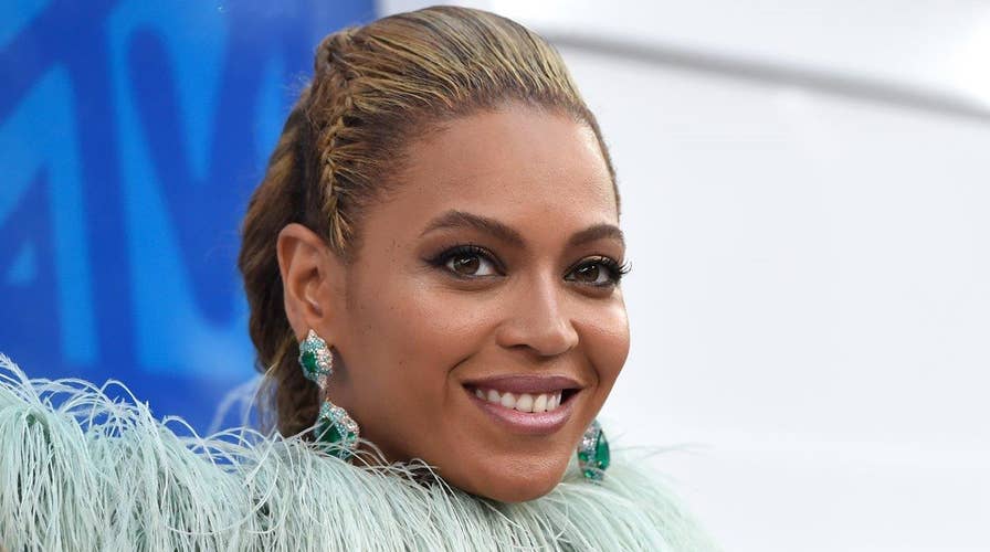 Beyonce shines at VMAs