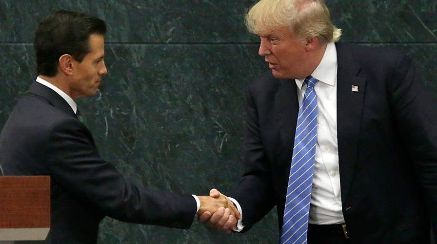 Donald Trump strikes presidential tone in Mexico City