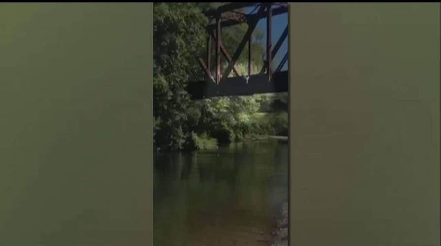 FoxNewsChannel_2016_09_01_07_40_01