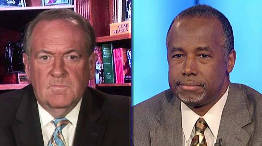 Mike Huckabee and Ben Carson react to FBI report on Clinton