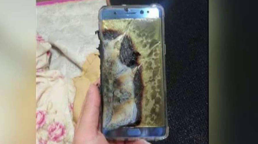 Samsung recalls Galaxy Note 7 phones after battery fires 