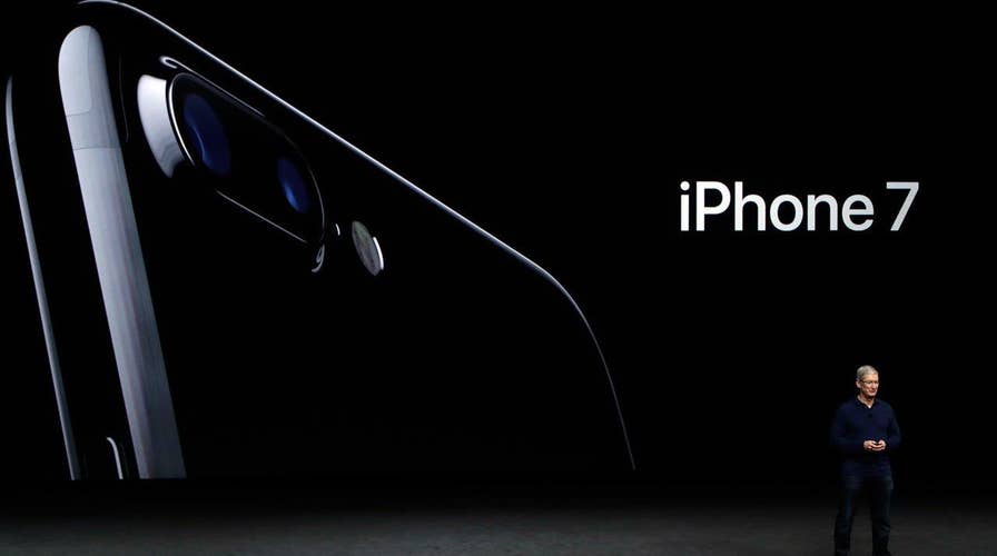 iPhone 7: Why did Apple ditch the headphone jack?
