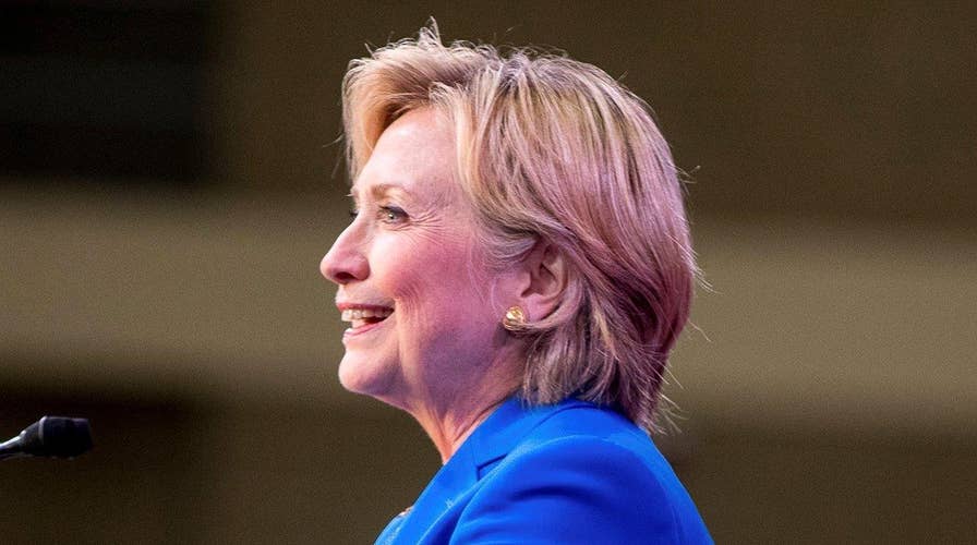 Hillary Clinton to meet with national security officials 