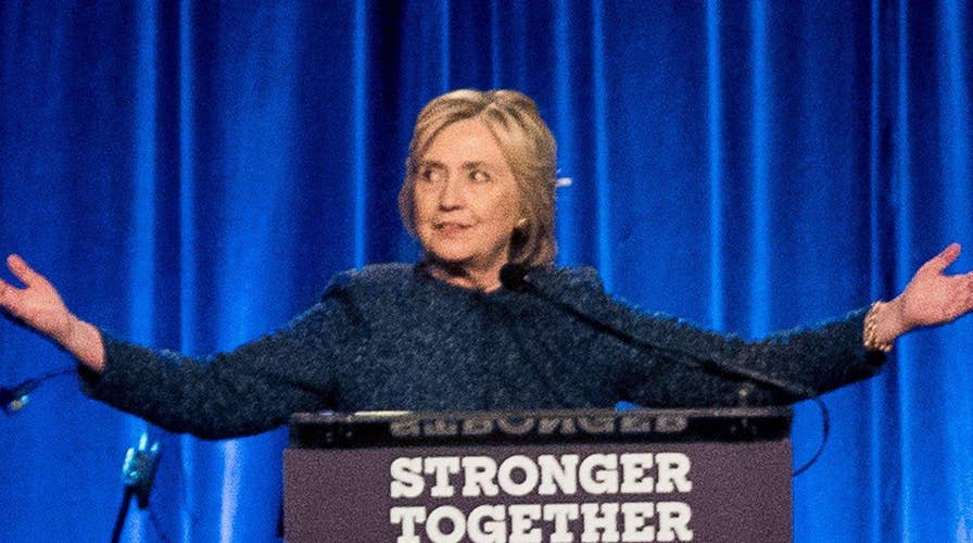 Clinton apologizes for 'basket of deplorables' remark 