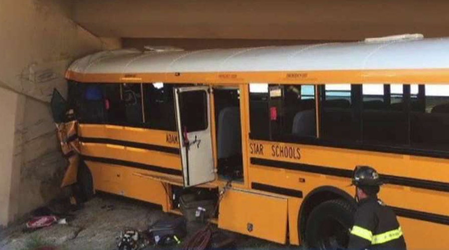 Bus crash in Colorado injures 18, kills driver