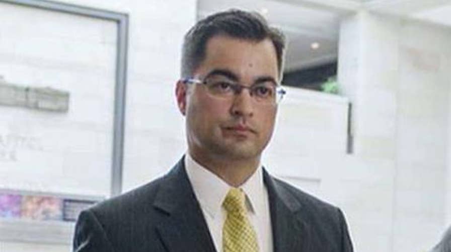 Former Clinton aide Pagliano a no-show at email hearing