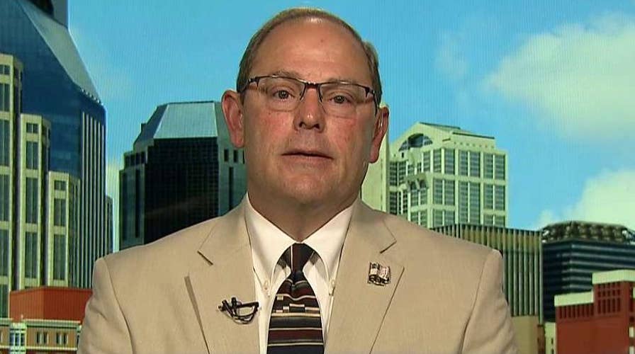 National Fraternal Order of Police endorses Donald Trump