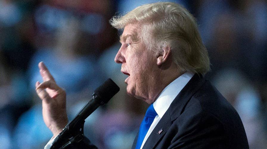 Trump rips Obama-Clinton immigration policy on the trail