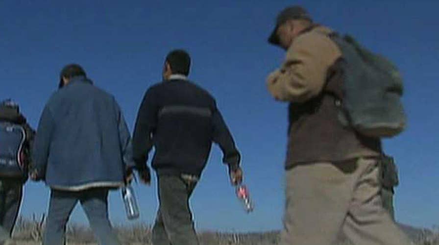 Feds accused of election year immigration push