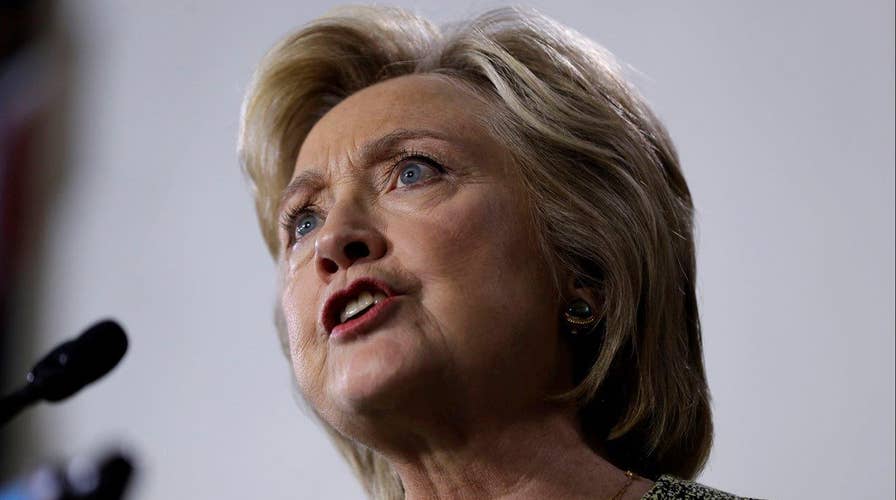 Top Clinton aides given immunity deal for testimony