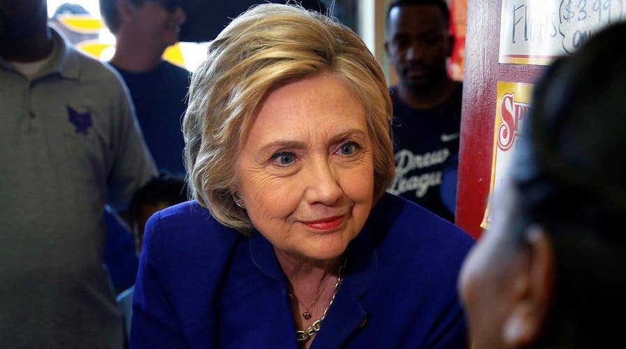 Clinton holds mock sessions to prepare to debate Trump