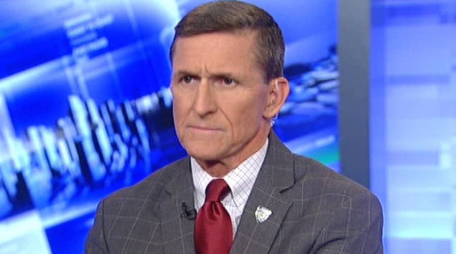 Gen. Flynn: Trump should highlight Clinton's bad judgement