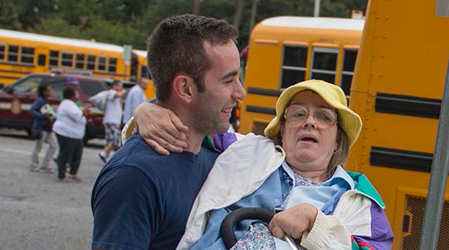 Georgia braces as Hurricane Matthew moves up the coast