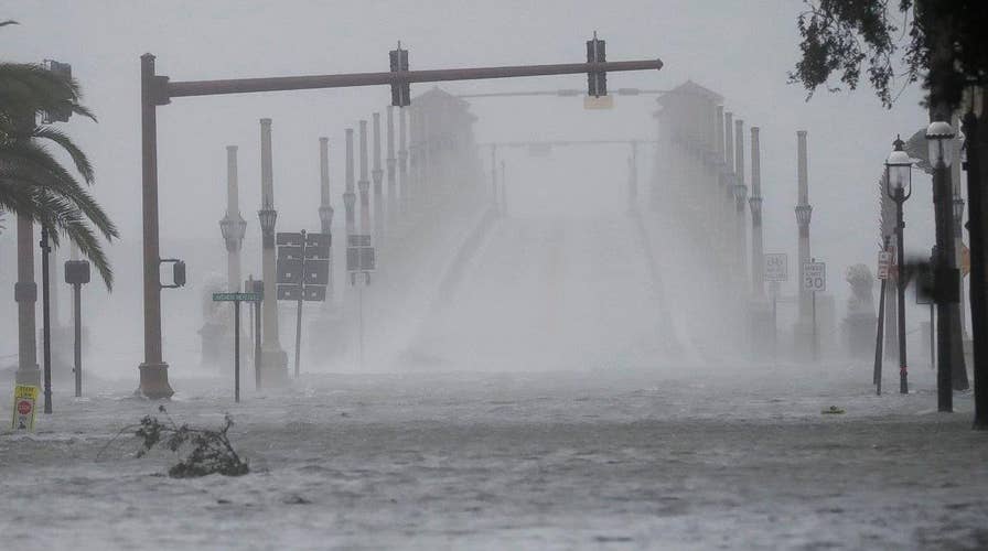Hundreds of thousands evacuate East Coast