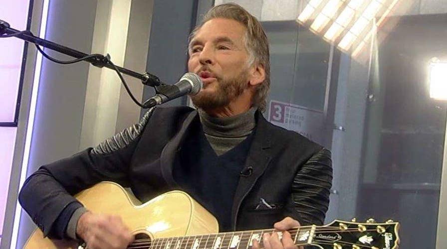 Kenny Loggins releases 'Footloose' children's book