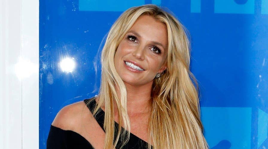 Britney Spears pops top in concert