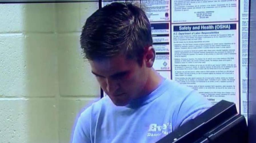 New voter fraud fears as glitches plague early voting