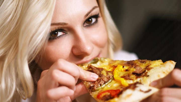 Is 'pizza porn' trendier than actual food porn?