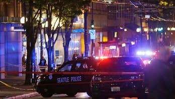 Police hunt gunman after 5 shot in Seattle