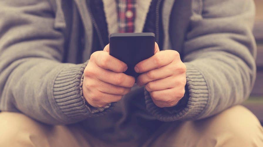 What your grimy smartphone says about you