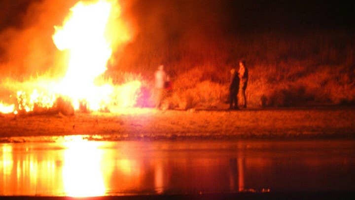 Dakota Access Pipeline protesters clash with police