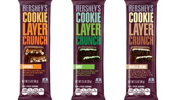 Hershey’s rolling out new, crunchy cookie layer bars