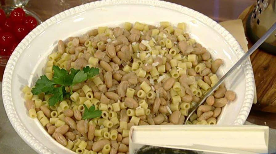 Cooking with 'Friends': Deana Martin's pasta fagioli