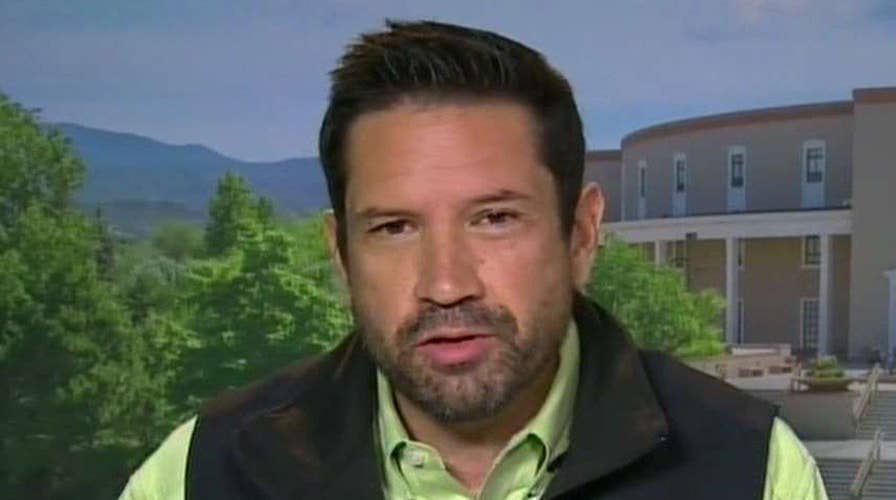 Santa Fe mayor vows to protect undocumented immigrants