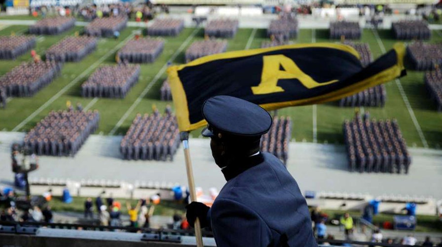 Army and Navy football teams prepare for 117th battle