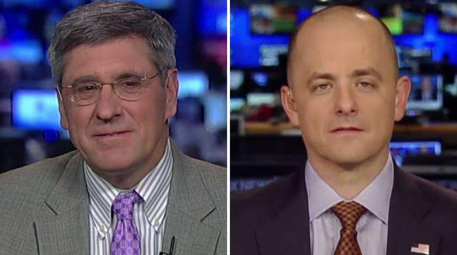 Evan McMullin: Donald Trump undermines the Constitution