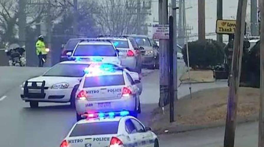 Police officer shot serving warrant in Nashville, Tennessee
