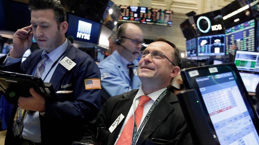 Dow pushes toward 20,000: What's fueling the Trump bump?