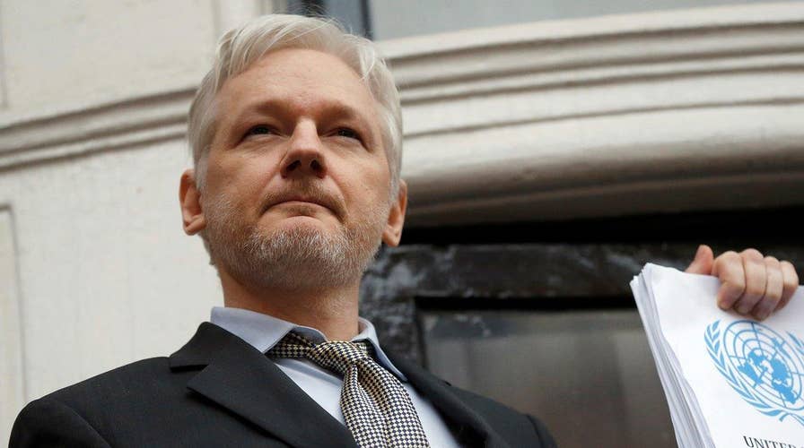 Julian Assange: Our source is not the Russian government 
