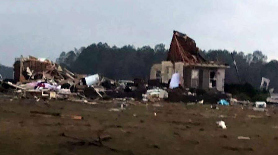 Cleanup begins after deadly storms hit Georgia, Mississippi