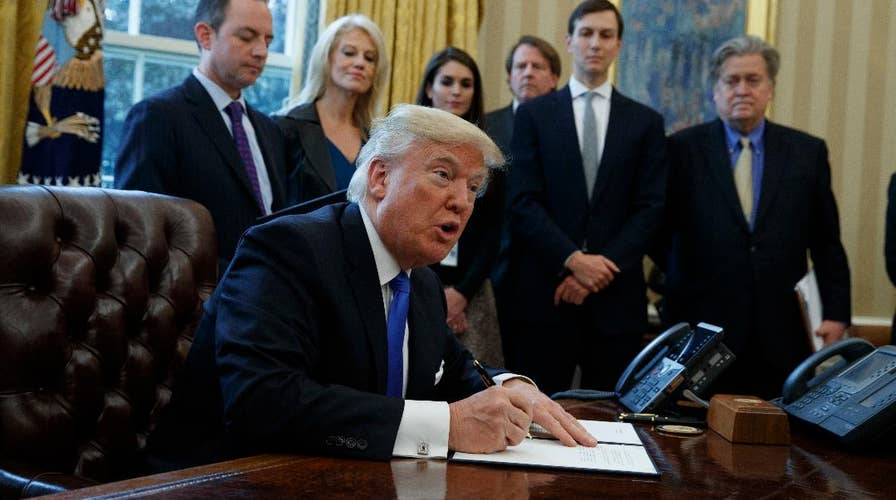 Trump signs exec. orders for Dakota Access Pipeline