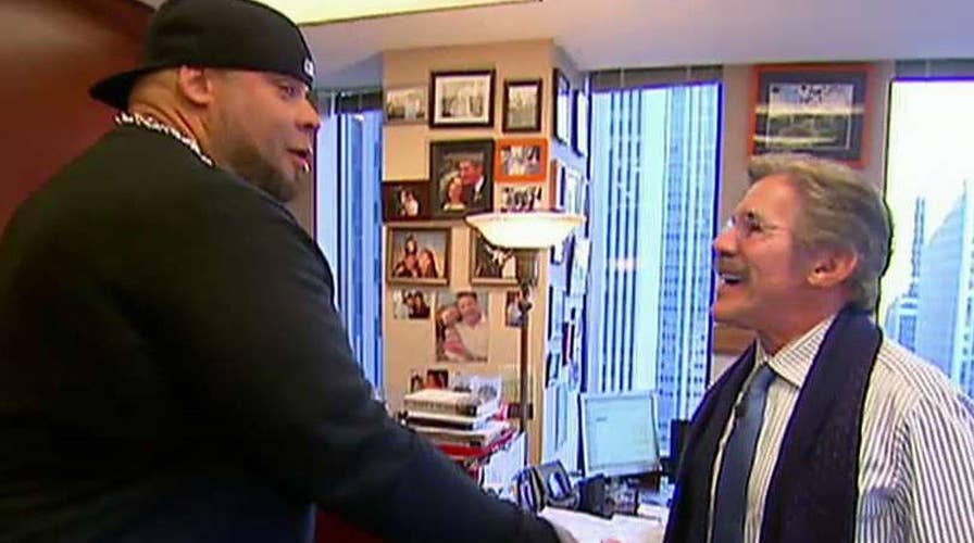 Tyrus meets Geraldo while roaming the halls of Fox News