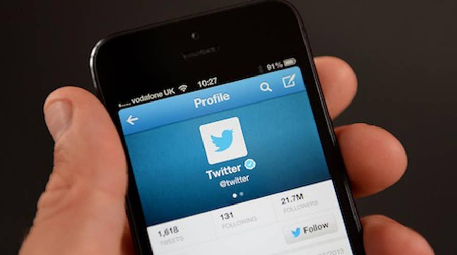 Twitter explodes with reaction to court ruling on travel ban