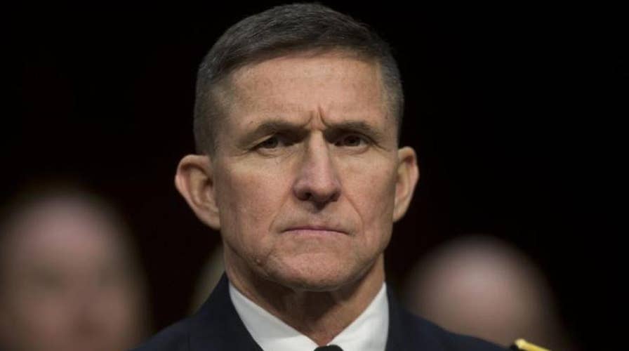 Trump hits press on Flynn