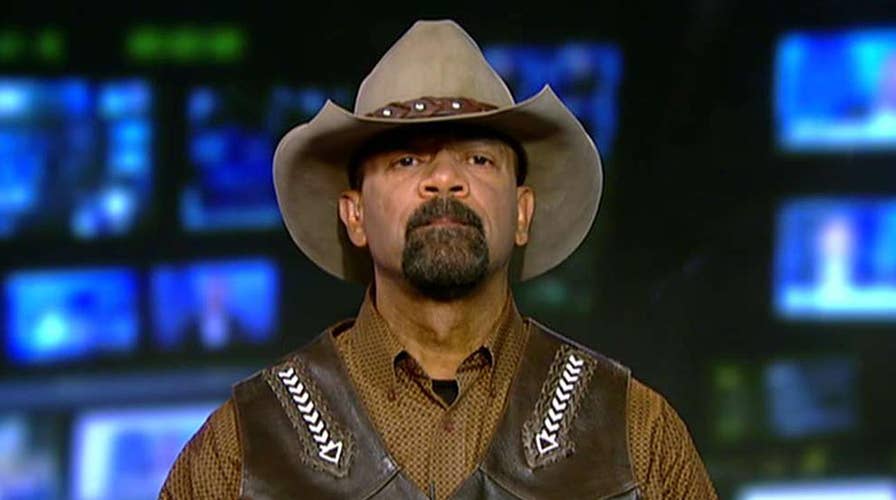 Sheriff Clarke tells conservatives to 'stand and fight'