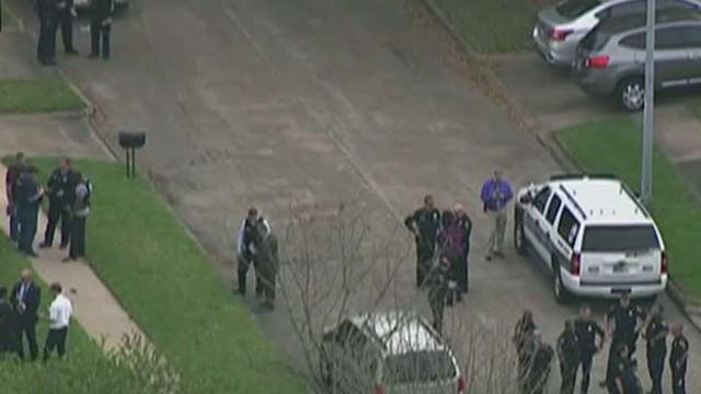 Manhunt Intensifies For Second Gunman In Cop Shooting On Air Videos Fox News 7219