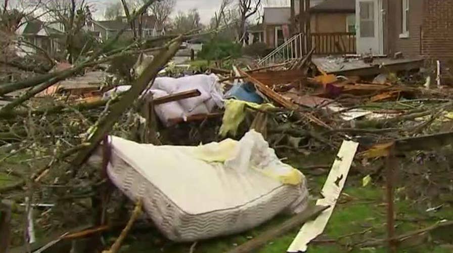 3 killed after tornadoes hit the central United States
