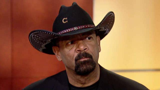 Sheriff Clarke: Cops are no longer the bad guys to the WH