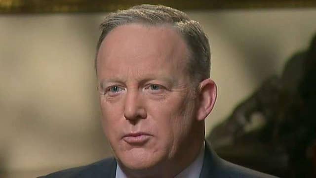 Sean Spicer: No reason for Sessions to recuse himself 