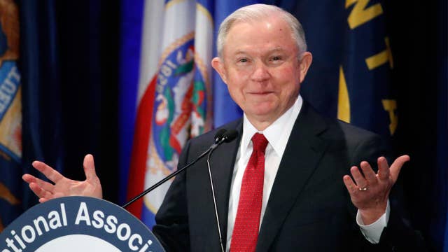 Debate rages over Sessions link to Russian ambassador
